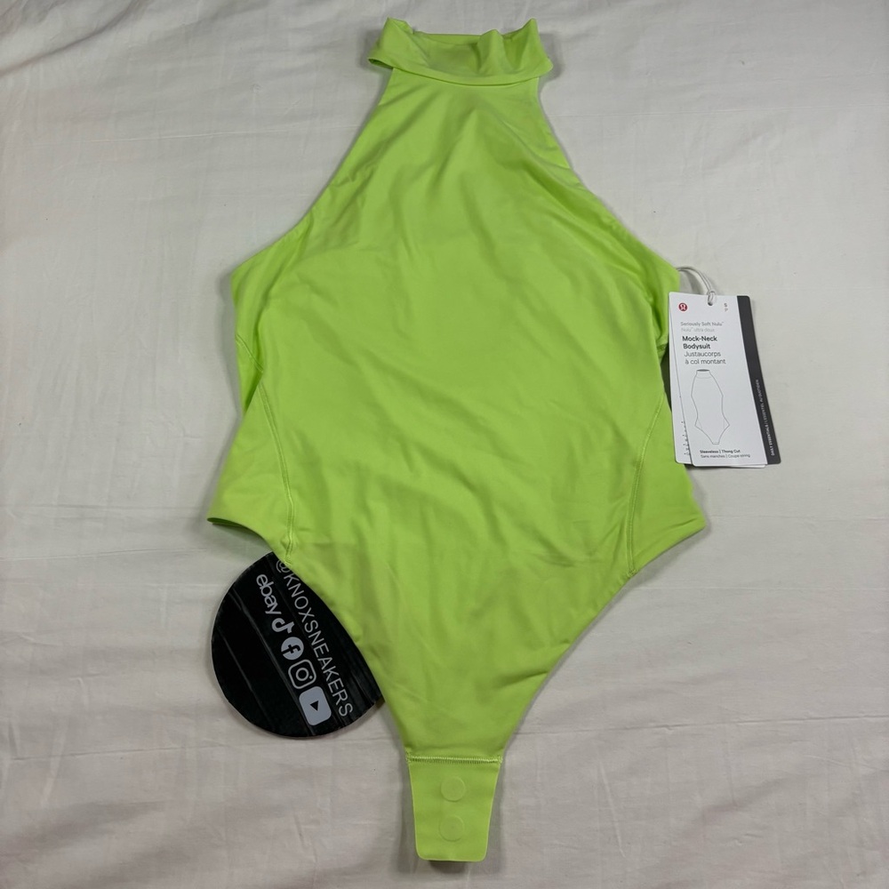 Lululemon Nulu Mock Neck Sleeveless Bodysuit SPGR Sour Grape Neon Yellow Size S